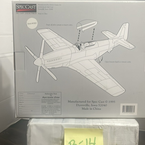 SpecCast Airplane Model - Picture 6 of 9